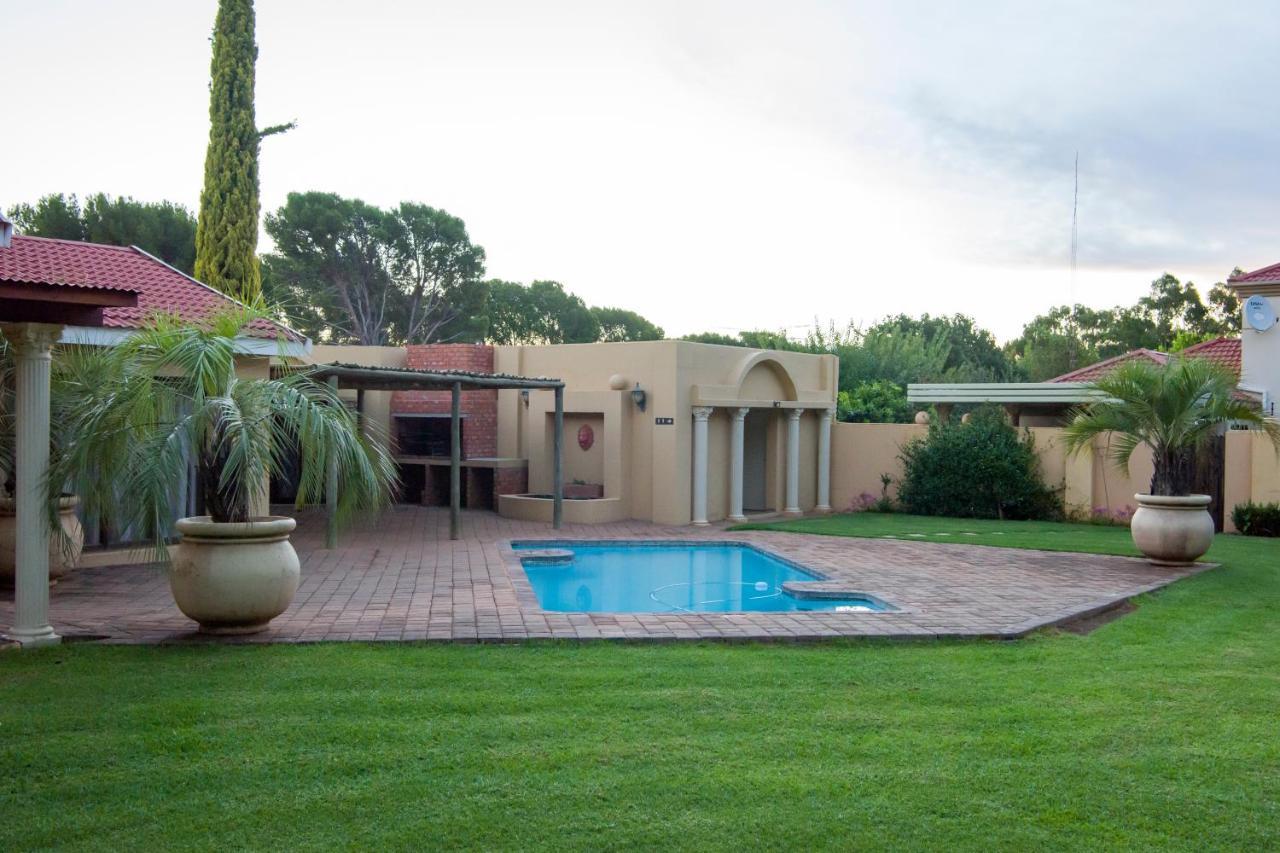 Toscana Estate Bloemfontein Eksteriør billede